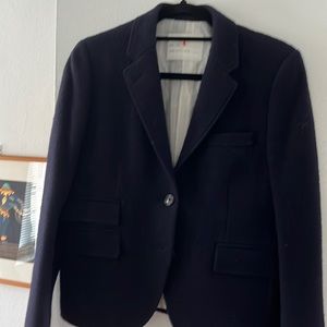 Brooks Brothers Blazer size medium runs small